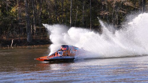 The students adapted a legendary speedboat, named Big Bird, for electric propulsion. Photos by Princeton Electric Speedboating