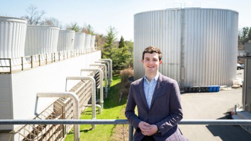 Harry Shapiro at Princeton’s campus energy plant. Photo by Tori Repp/Fotobuddy